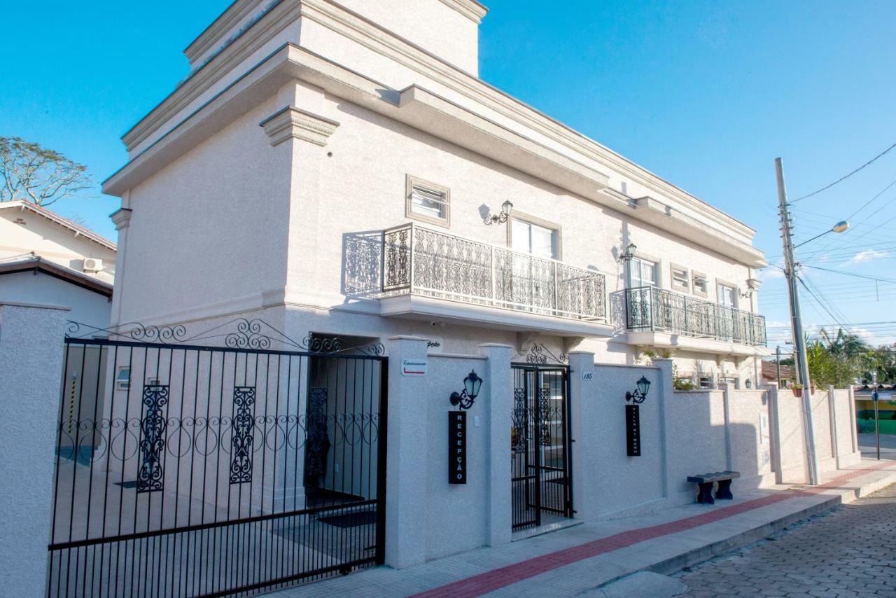 Villa Di Manu Pousada Пенья Экстерьер фото